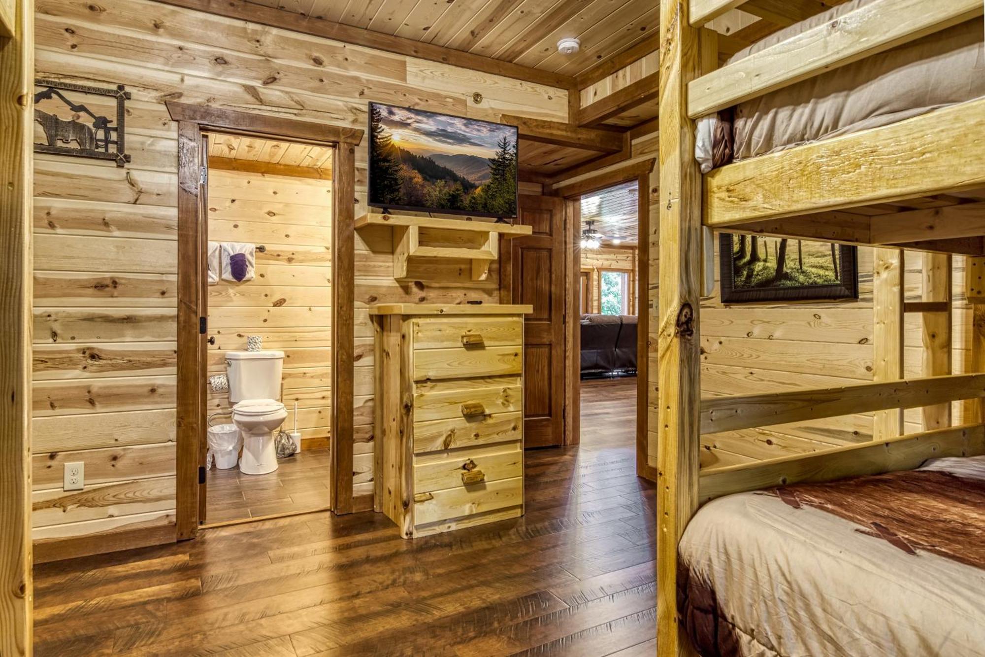 Majestic Splash- 8 Bedroom, Indoor Pool, Hot Tub, 1089 Free Tickets Each Paid Day, Dollywood سيفيرفيل المظهر الخارجي الصورة
