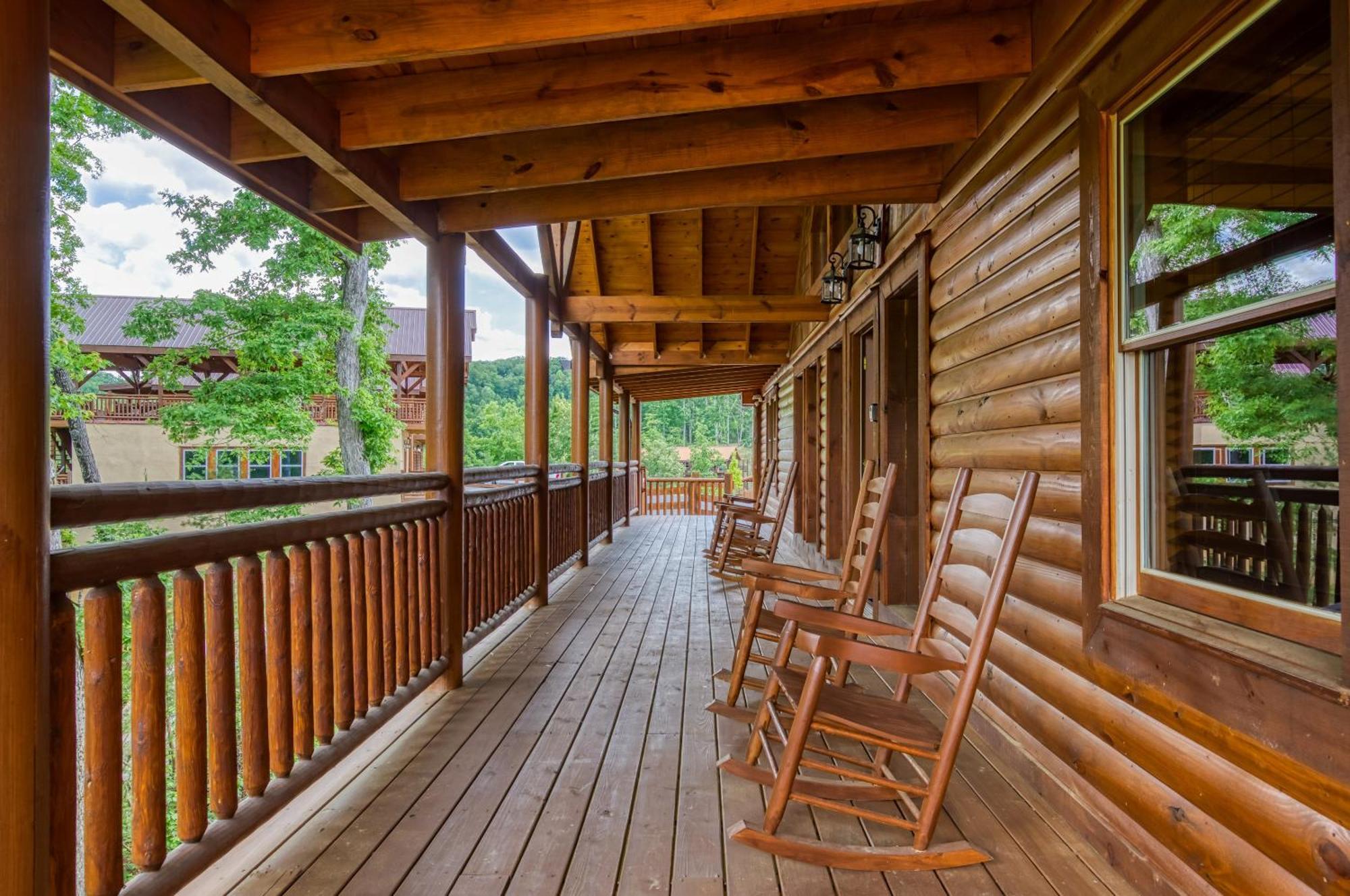 Majestic Splash- 8 Bedroom, Indoor Pool, Hot Tub, 1089 Free Tickets Each Paid Day, Dollywood سيفيرفيل المظهر الخارجي الصورة